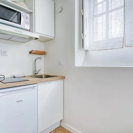 Apartment Quiet Air-conditioned - Close To Batignolles *