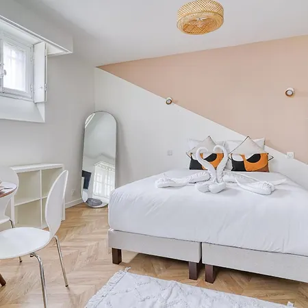 Quiet Air-conditioned - Close To Batignolles Apartment